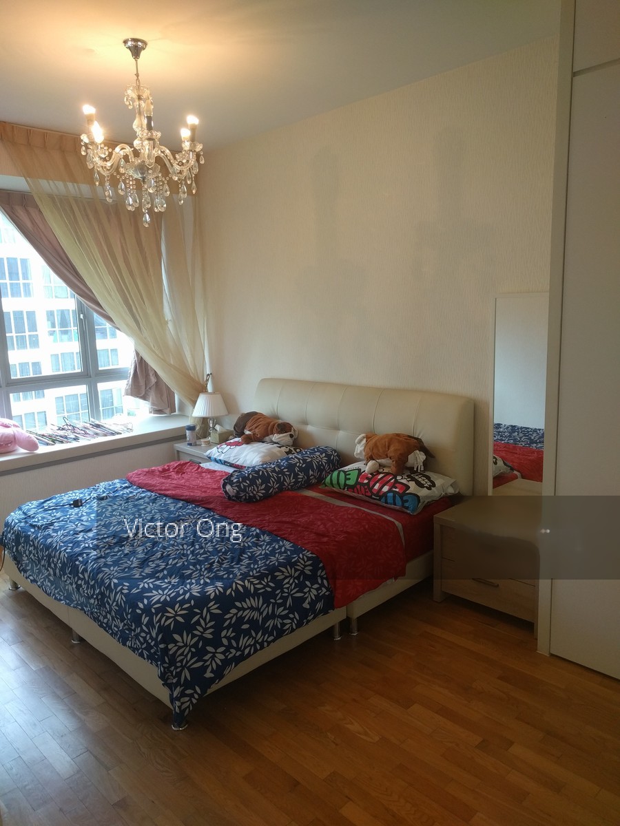 Ferraria Park Condominium thumbnail photo